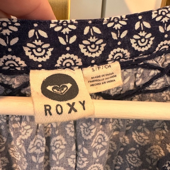 Roxy Navy Blue and White Long Sleeve Dress - Picture 2 of 6